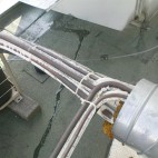 Poškozená izolace potrubí - tepelná izolace