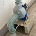ÚKZÚZ - malý odsávací plastový ventilátor digestoře
